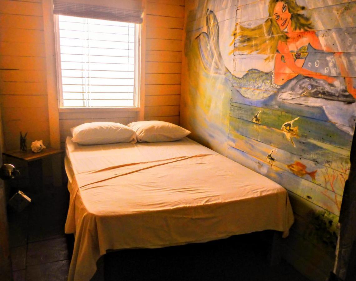 El Jaguar Hostel Μπόκας ντελ Τόρο Δωμάτιο φωτογραφία